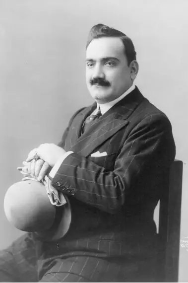 Enrico Caruso, online opera guide