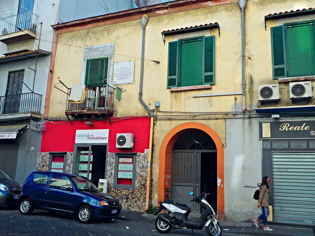 Casa natale Napoli Naples Enrico Caruso Travel Reisen Culture Tourism