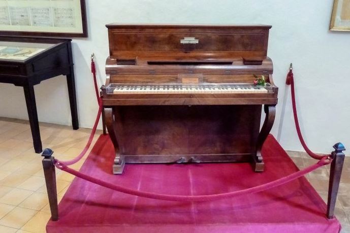Chopin Klavier piano Valdemossa Mallorca Frederic Chopin Travel Reisen Culture Tourism Reiseführer Travel guide Classic Opera
