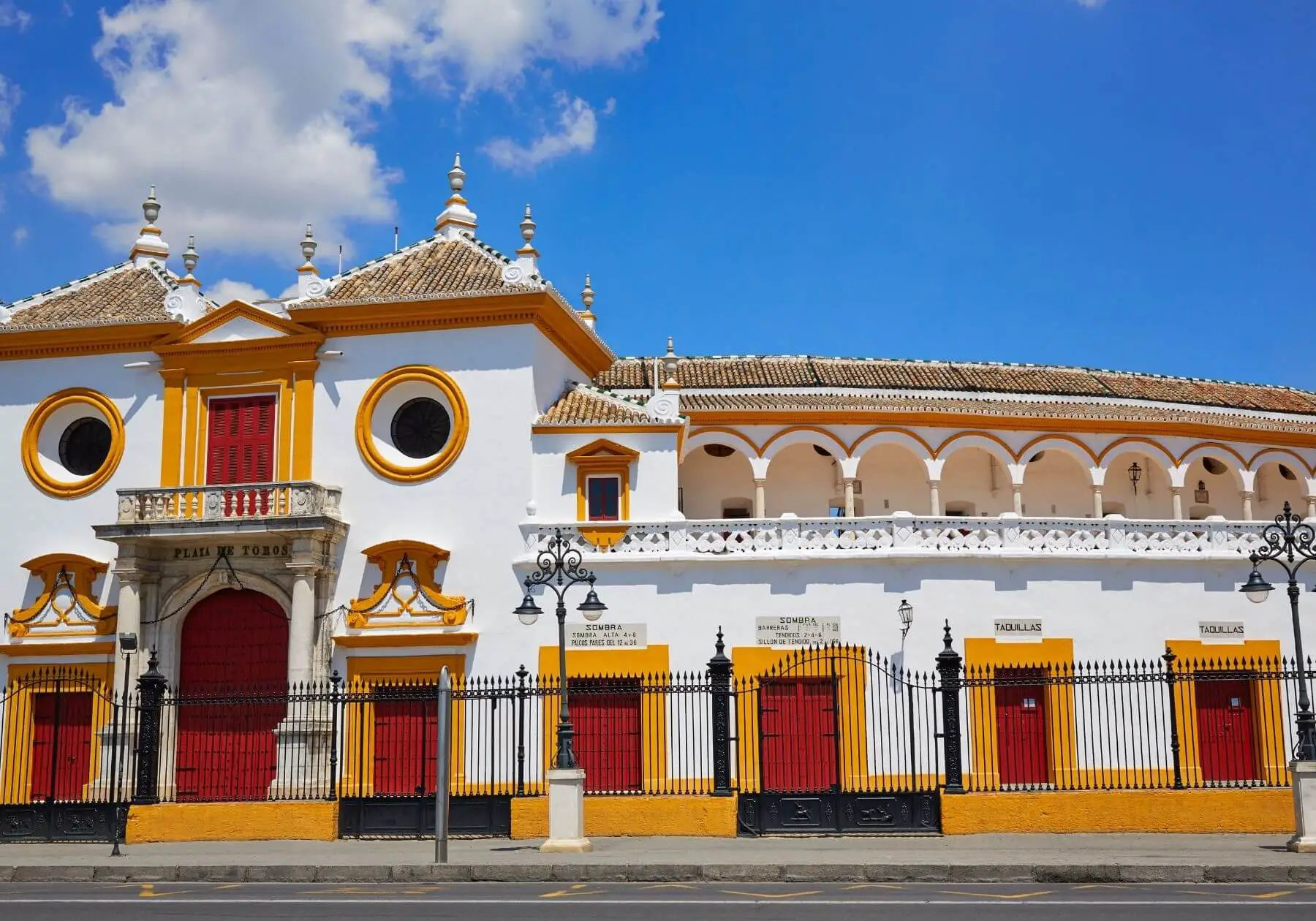 Plaza de toros Sevilla Bizet Carmen Travel Reisen Culture opera Tourism