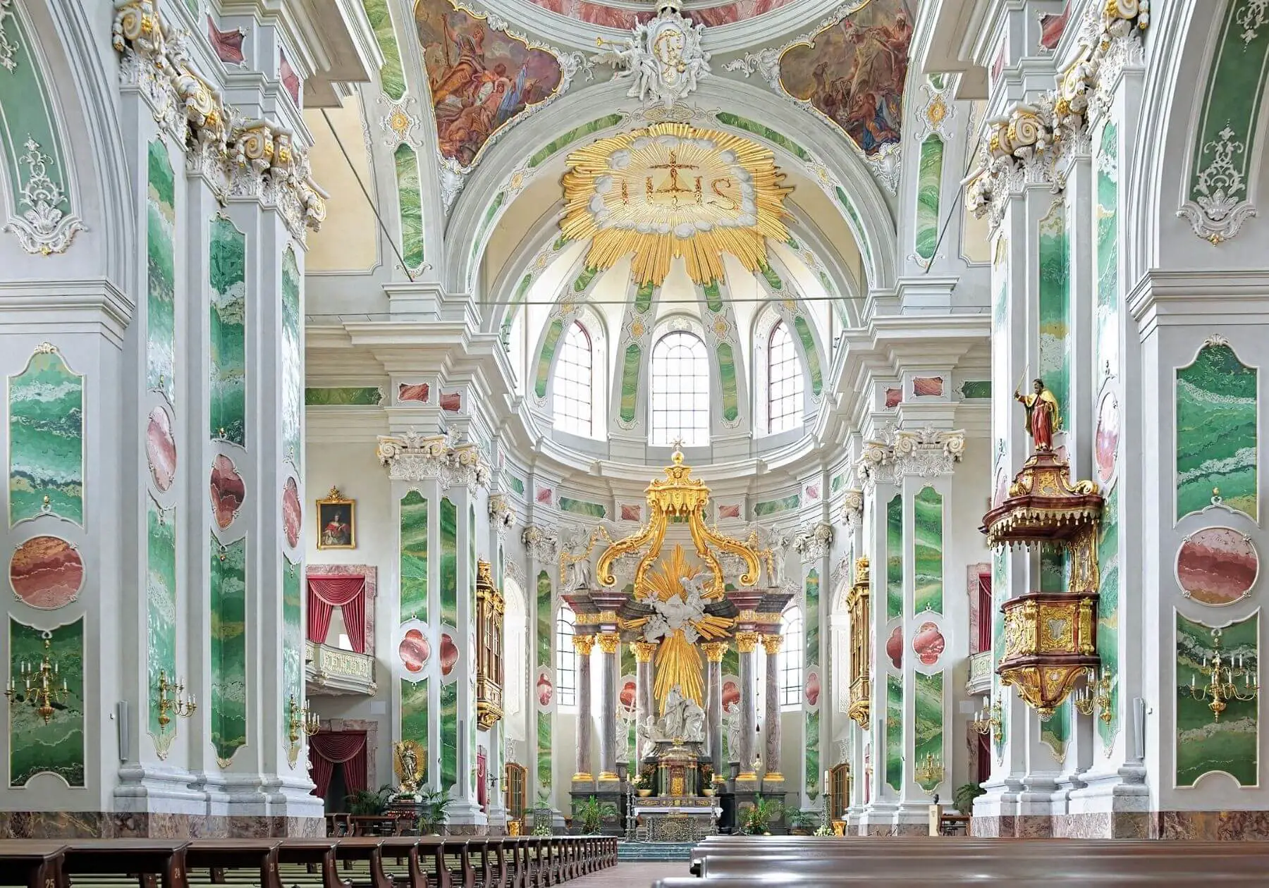 Mannheim Reisen Travel Tourism Culture Mozart Jesuiten Kirche Jesuit Church mozart
