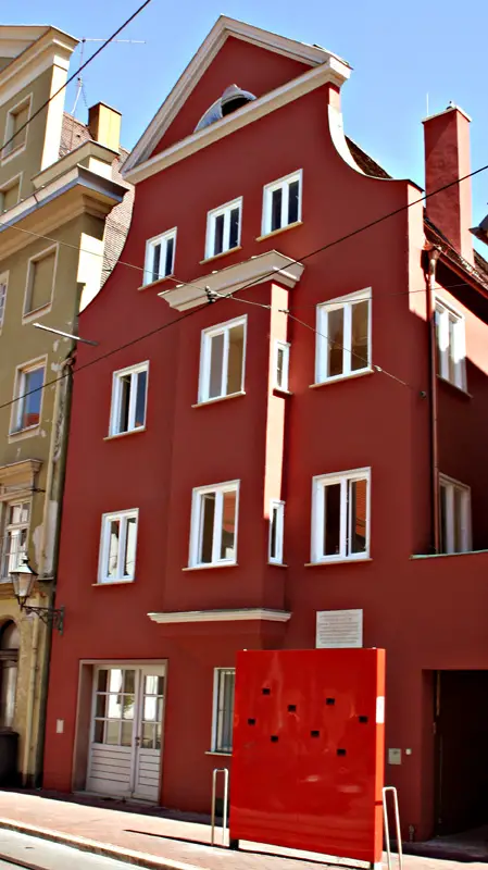 Mozarthaus augsburg mozart travel reisen Oper