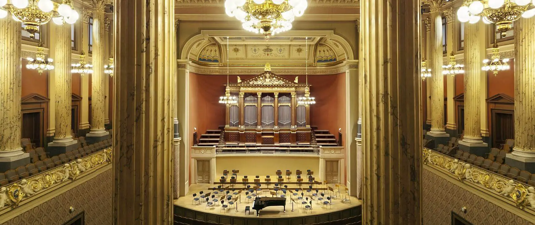 Rudolfinum Dvorak hall Praha Prague Antonin Dvorak Travel Reisen Culture Tourism Reiseführer Travel guide Classic Opera (1)