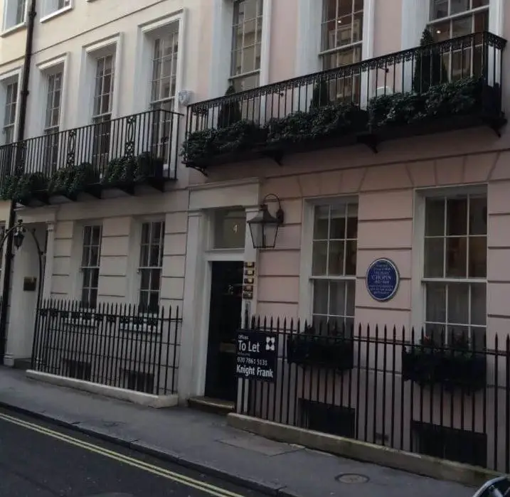 St. James Palace London Henry Purcell Travel Reisen Culture Tourism (1)