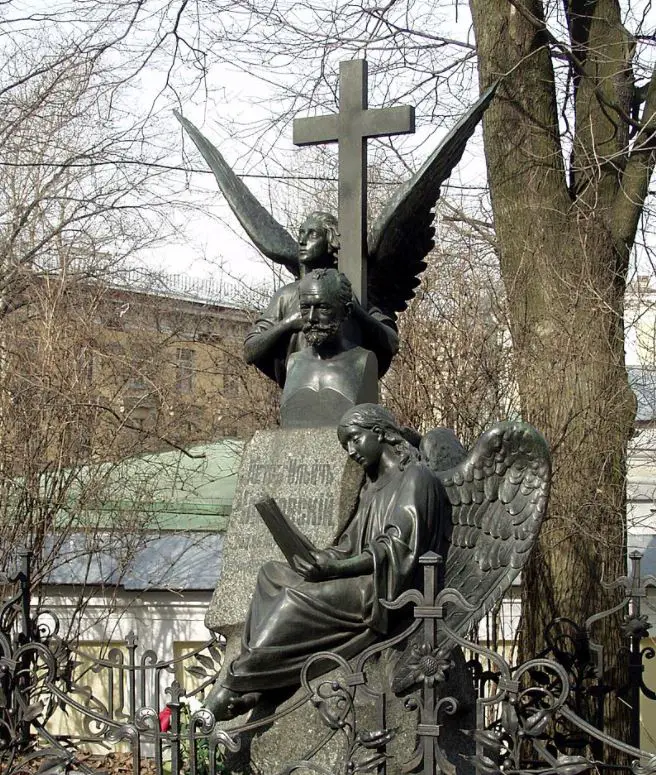 Tikhvin Grab Tomb Glinka Peter Tchaikowsky St. Petersburg Travel Reisen Culture Tourism Reiseführer Travel guide Classic Opera