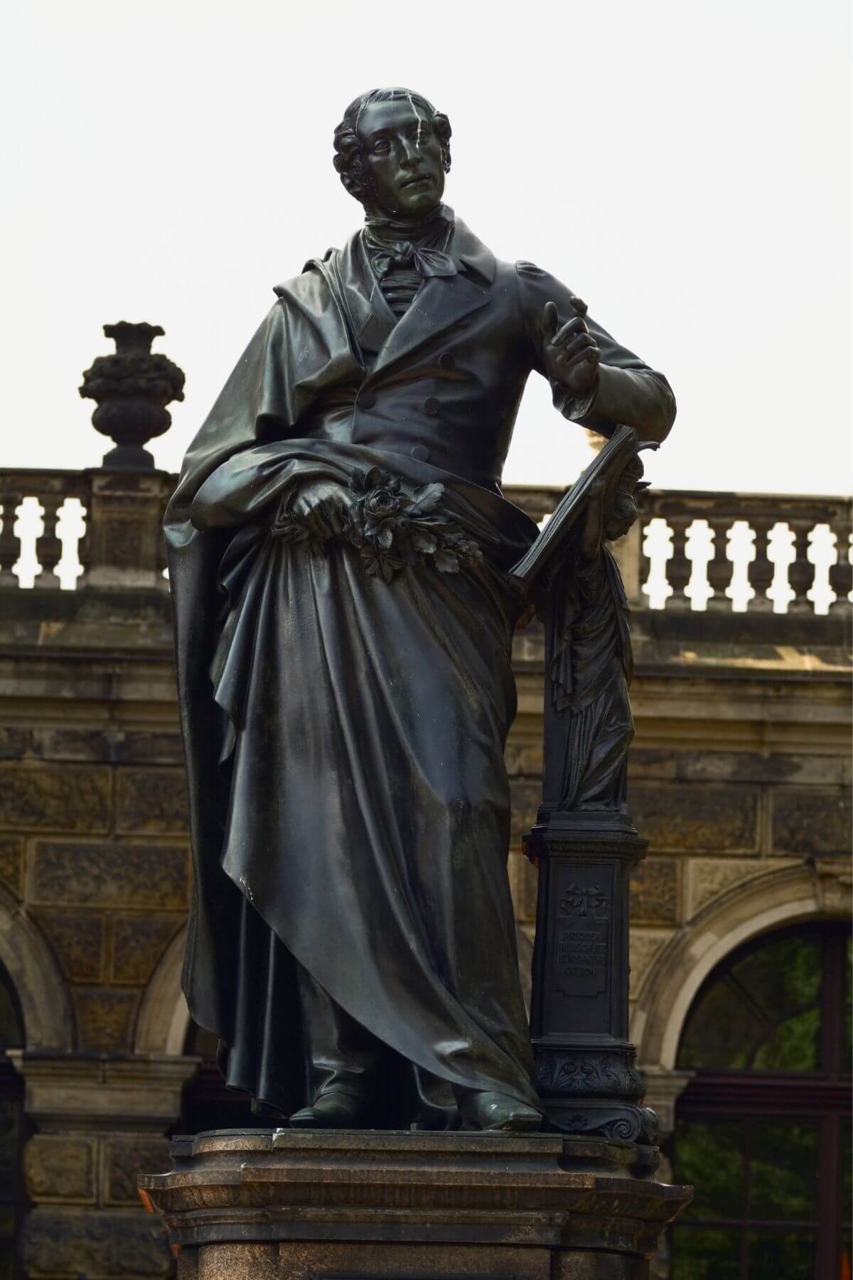 Weber Monument Denkmal Dresden Carl Maria von Weber Travel Reisen Culture Tourism (1)