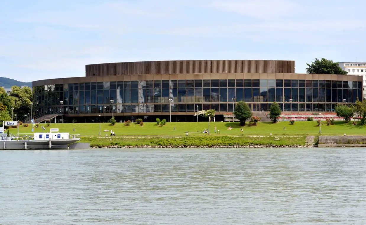 Brucknerhaus House Linz Anton Bruckner Travel Reisen Culture Tourism Reiseführer Travel guide Classic Opera