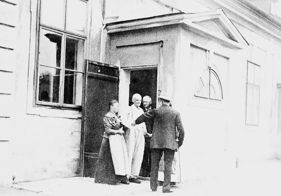 Gruppenfoto Kustodenstockl Bruckner Wien Vienna Wien Vienna Anton Bruckner Travel Reisen Culture Tourism Reiseführer Travel guide Classic Opera