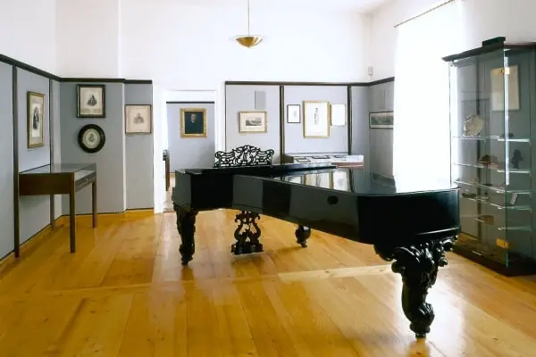 Liszt Museum Virtuosenzimmer Bayreuth Franz Liszt Travel Reisen Culture Tourism Reiseführer Travel guide Classic Opera (1)