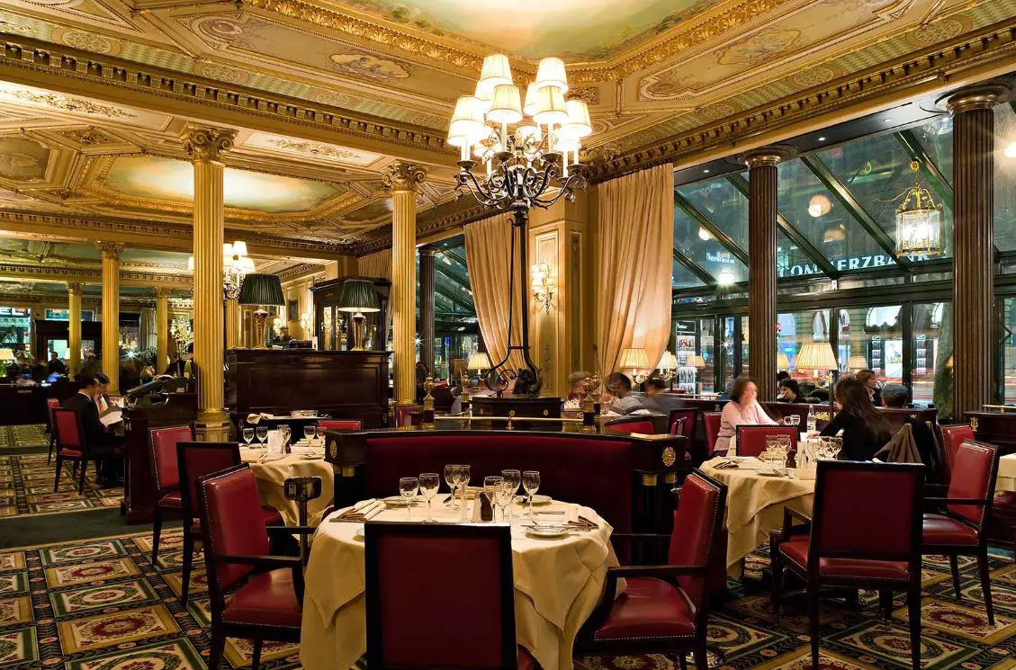 Paris cafe-de-la-paix Reiseführer Travelguide Classical Music Klassische Musik Oper Opera Kultur Culture