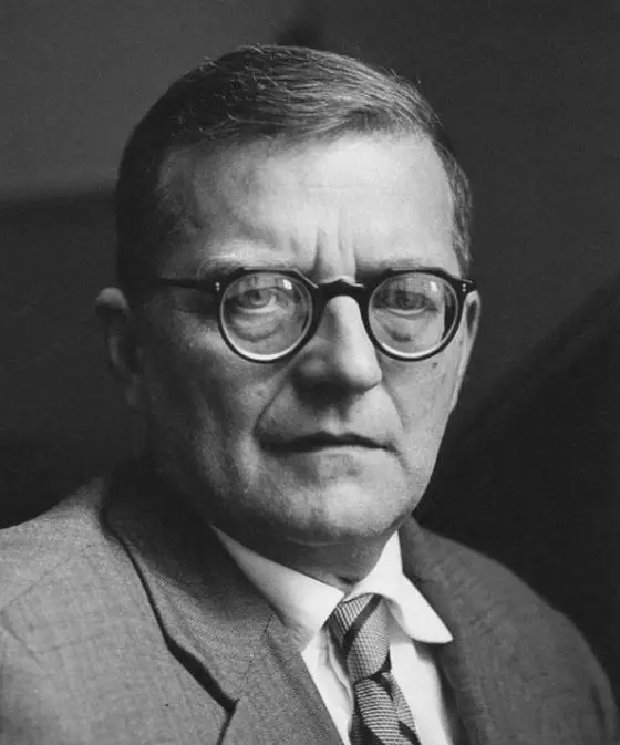 Portrait Schostakowitsch Leningrad St Petersburg Life Leben Places Orte Music Musik Travel Guide Reisen Reiseführer d