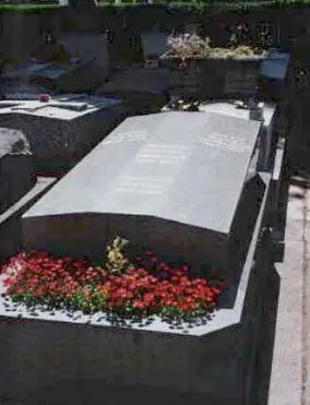 Ravel Cimetière Cemetry Tomb Grab Paris Levallois-Perret